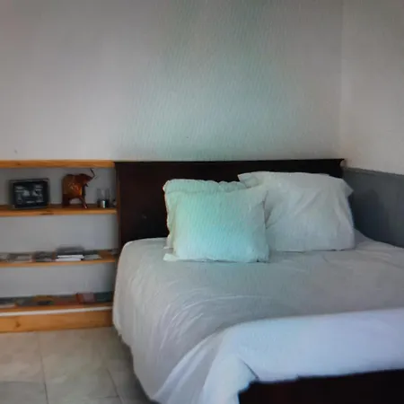 Centre, Meuble Et Equipe *