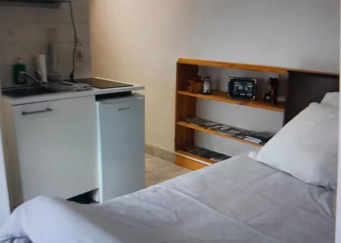 Centre, Meuble Et Equipe