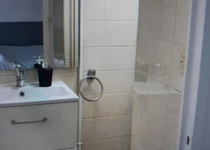 Centre, Meublé Et équipé Apartamento